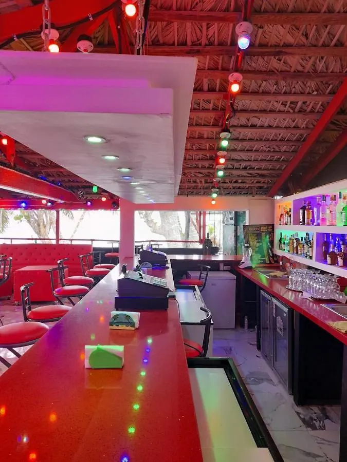 Hotell La Terraza Beach Club And Resorts Boca Chica